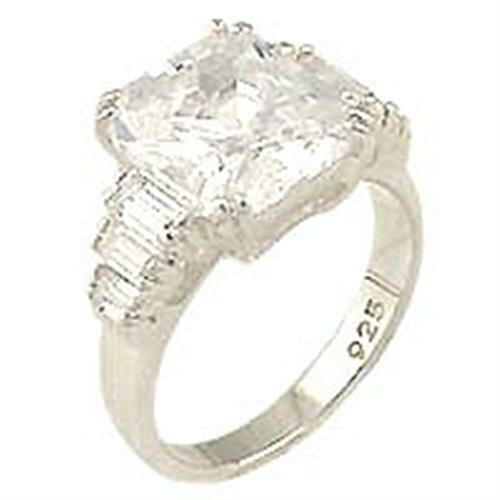 High-Polished 925 Sterling Silver Ring with AAA Grade CZ in