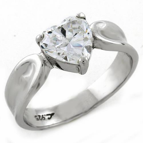 High-Polished 925 Sterling Silver Ring with AAA Grade CZ